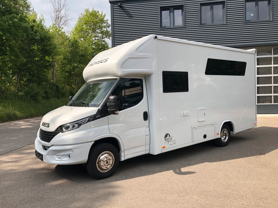 RJH IVECO Daily Pferdetransporter Wohnung Dusche LKW TOP Automati in Vaterstetten