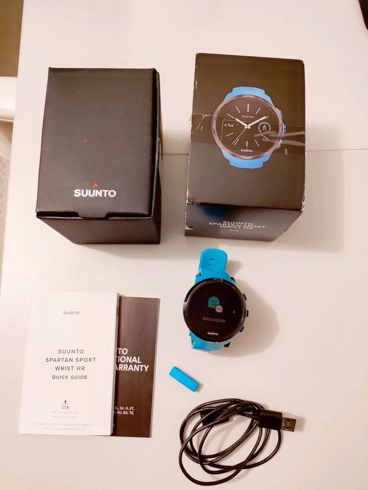 Suunto Spartan Sport HR Wrist blau in Alzey