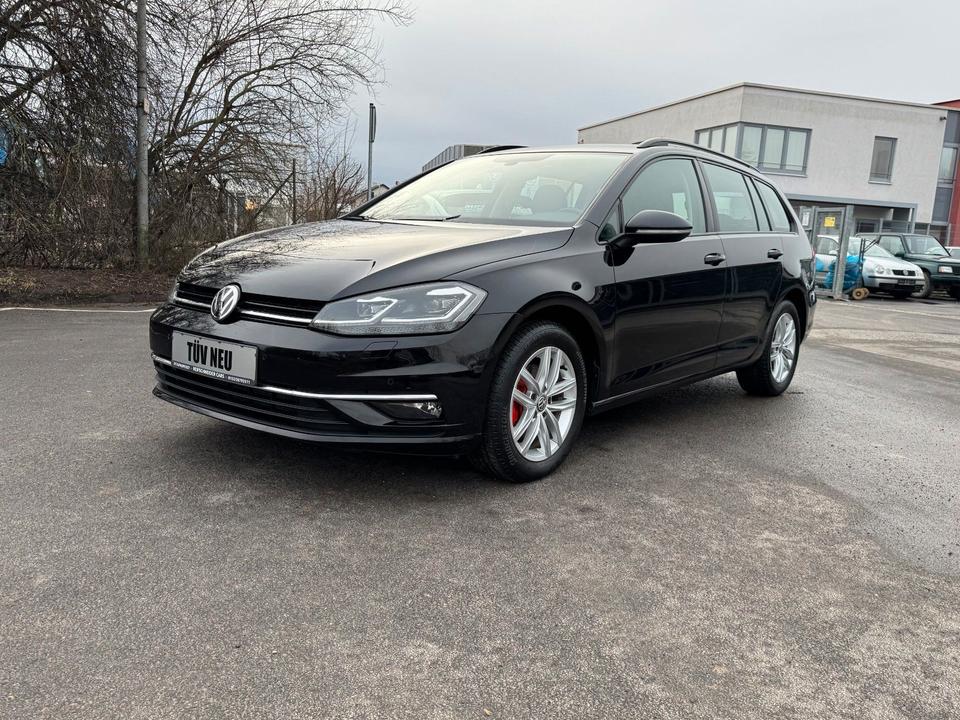 Volkswagen Golf VII Variant*Highline*1 Hand*Navi*DSG*LED* in Schweinfurt