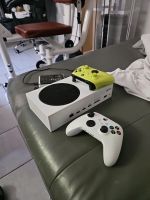 Xbox s Serie mit 2 Controller 2 Festplatten Baden-Württemberg - Meckenbeuren Vorschau