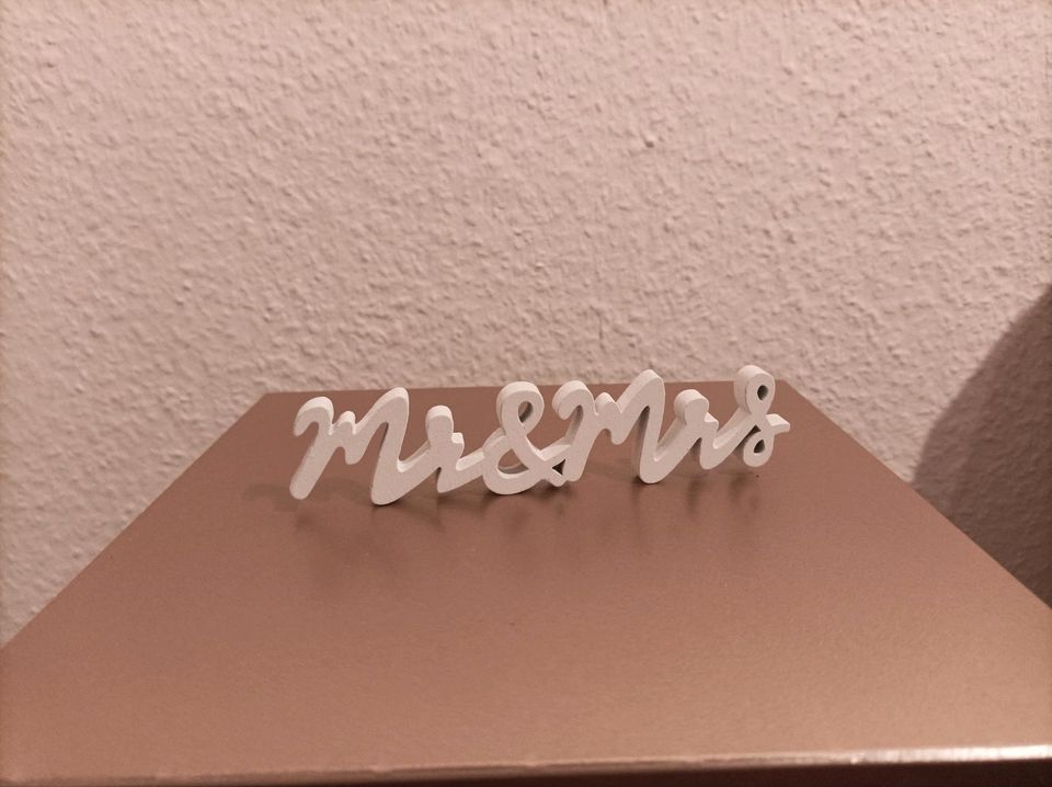 Aufsteller "Mr & Mrs" klein (Hochzeit) in Köln