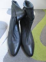 Esprit Stiefeletten, schwarz, Gr. 36 Ricklingen - Mühlenberg Vorschau