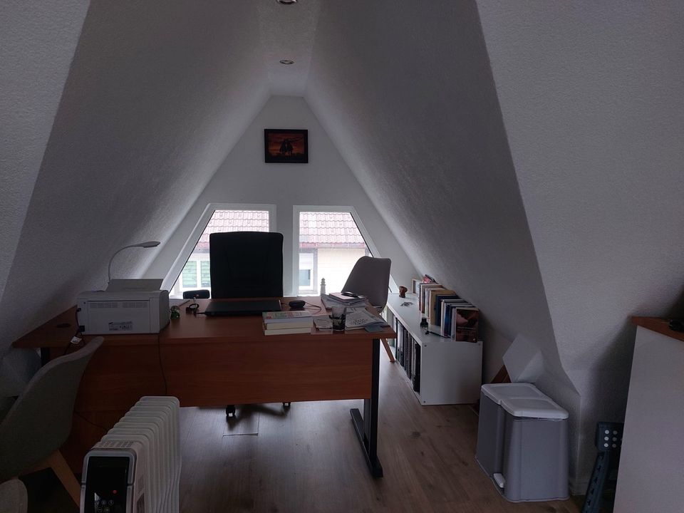 2 Zimmer Wohnung Dachgeschoss (Nähe FH) in Furtwangen