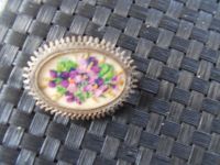 Vintage Handgemacht Brosche  Oval  Veilchen, 4cm x 3 cm Nordrhein-Westfalen - Warendorf Vorschau