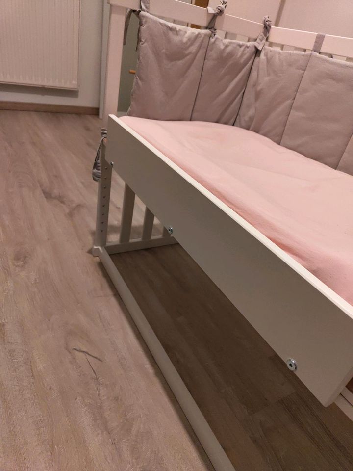 Beistellbett 90x50 baby höhenverstellbaren inkl. Bettlaken in Bischberg