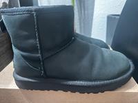 UGG classic mini Leather schwarz Gr.37 Nordrhein-Westfalen - Moers Vorschau