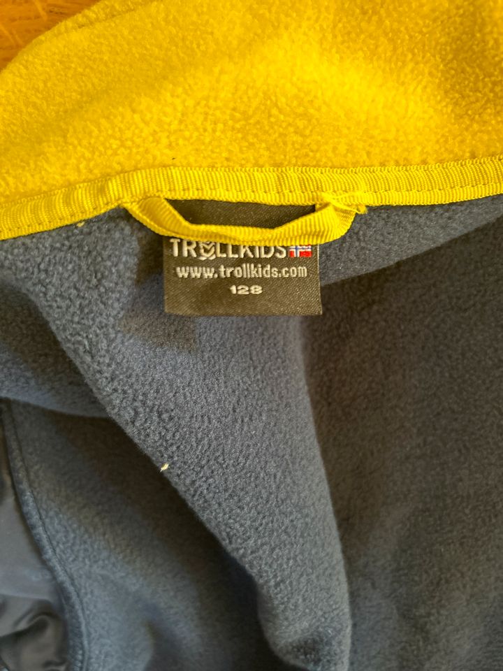 Trollkids - Fleece Jacke  zu verkaufen! in Neubiberg
