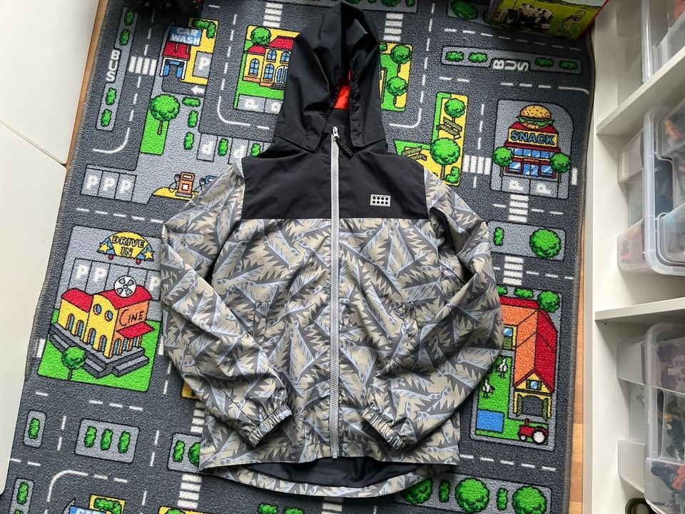 Lego Wear Jacke Übergangsjacke 164 in Braunschweig