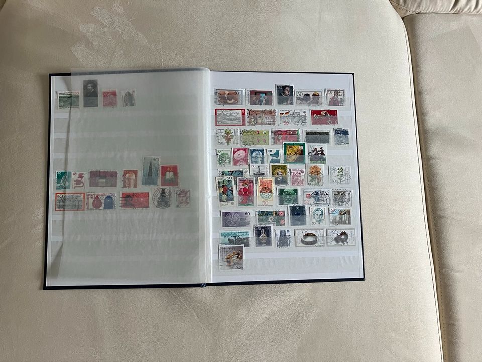 Briefmarkensammlung + Album in Rosenthal