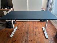 Schreibtisch von Ikea Hessen - Kassel Vorschau