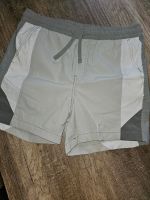 Shorts kurze Hose Sporthose Jack & Jones Gr. S Beige/Grau Nordrhein-Westfalen - Bergheim Vorschau