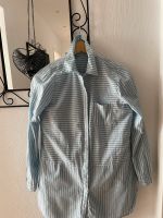 Verkaufe eine hellblau / weiß gestreifte Bluse länger geschnitten Rheinland-Pfalz - Koblenz Vorschau