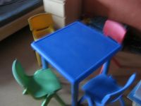 Tisch mit vier Stühlen Hessen - Mengerskirchen Vorschau