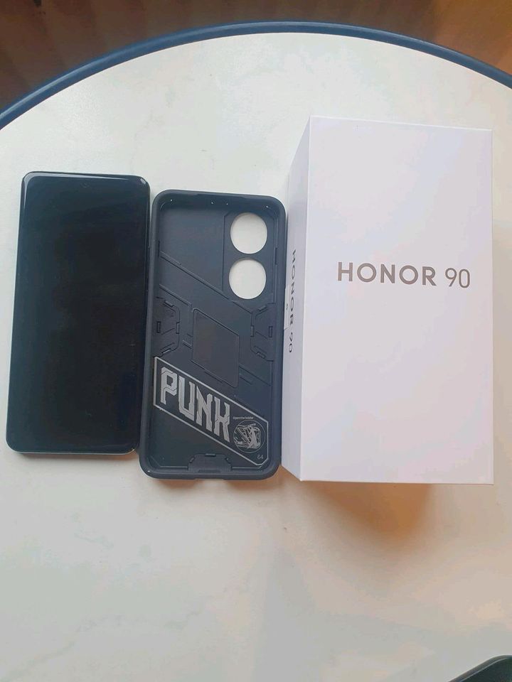 Honor 90 512GB Neuwertig in Pünderich