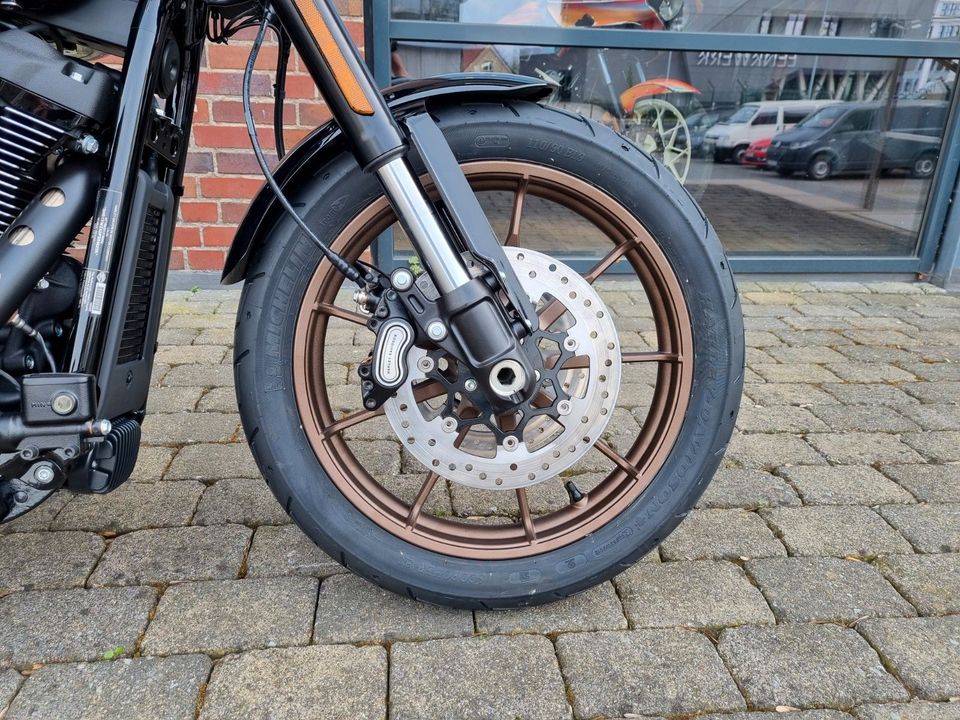 Harley-Davidson Softail FXLRS Low Rider S 117 in Bielefeld
