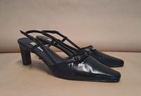 Schwarze Pumps, Gr. 41. Sommerlich elegant! Kr. München - Ismaning Vorschau