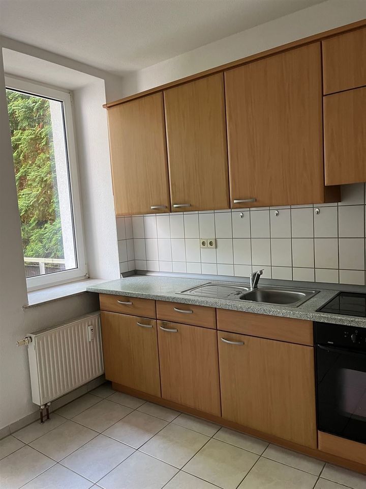 ***Schöne 2-Zimmer mit EBK  und Balkon in ruhiger Lage*** in Chemnitz