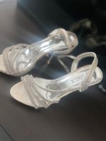 Silberne/Glitzernde Absatzschuhe Größe 36 Baden-Württemberg - Magstadt Vorschau