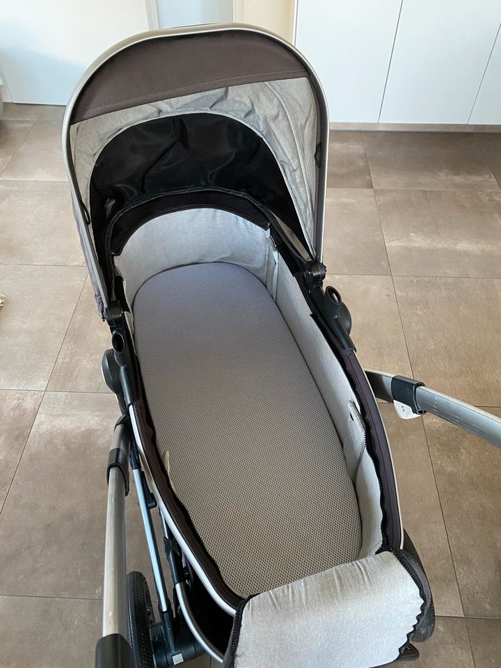 Joolze Geo 2 Kinderwagen Kombikinderwagen grau grey viel Zubehör in Löningen