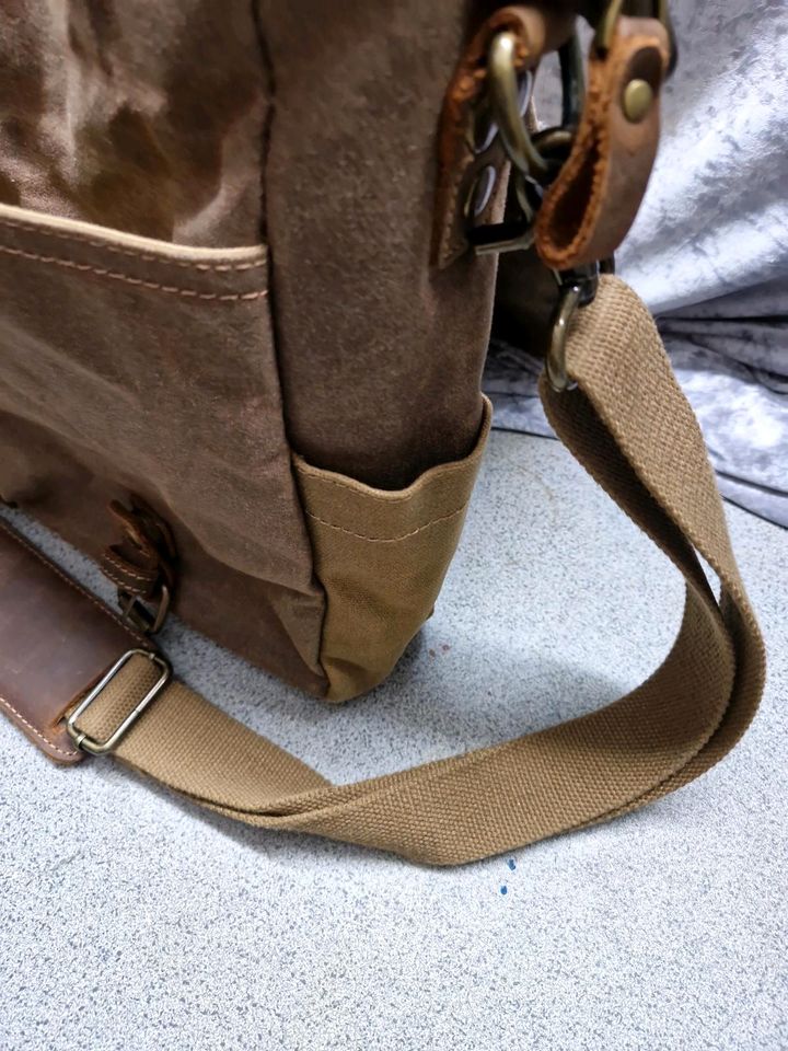 Echt Leder PC Tasche NEU in Bad Pyrmont