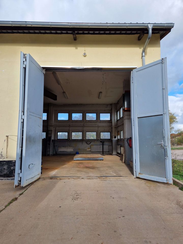 Lager / Halle optional mit Außenstellflächen im Gewerbegebiet Ohrdruf zu vermieten in Ohrdruf