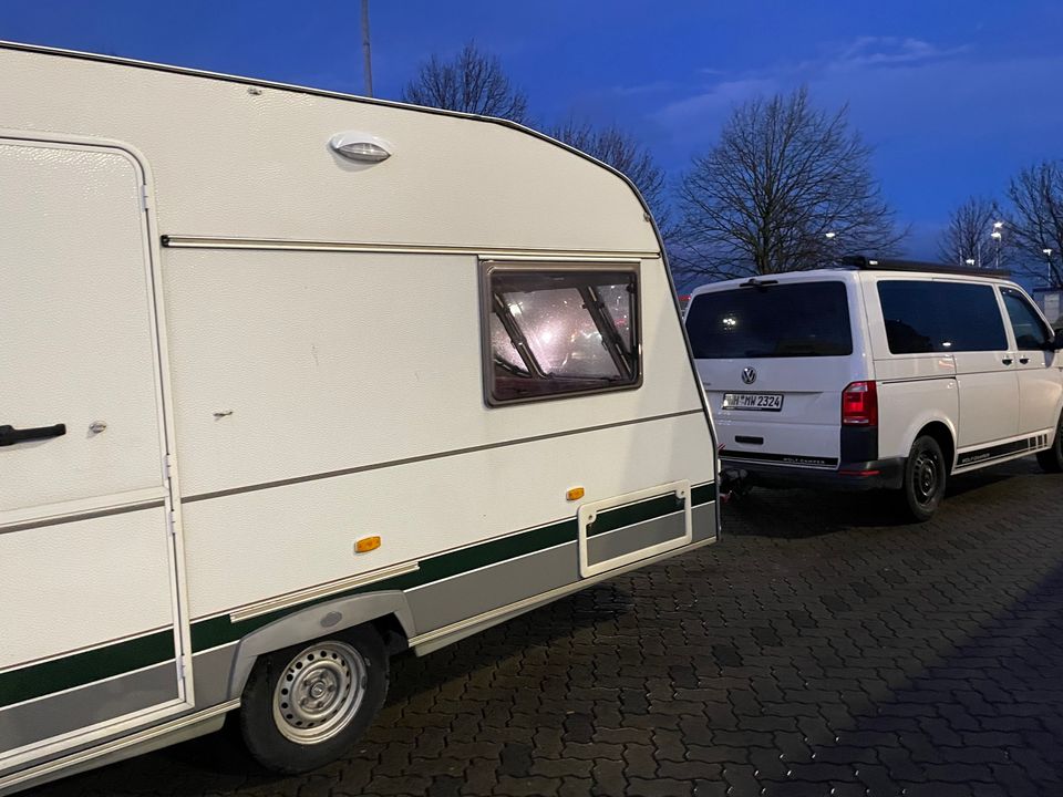 MIETE MICH!Schöner kompakter Wohnwagen gute Aufteilung! in Hamburg