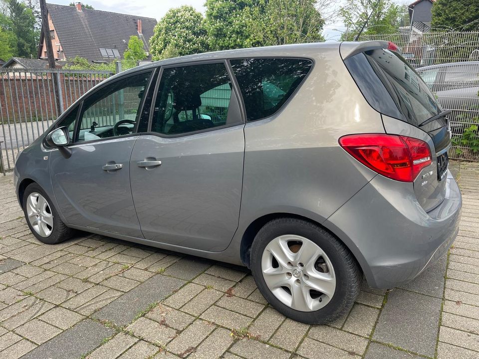 Opel Meriva B 1,4 ECO Plex *RENTNERFAHRZEUG*SCHECKHEFT* in Bochum