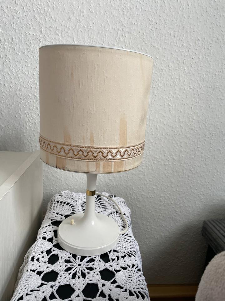 Schöne Vintage Tischlampe – Retro Design aus den 60ern/70ern in Chemnitz