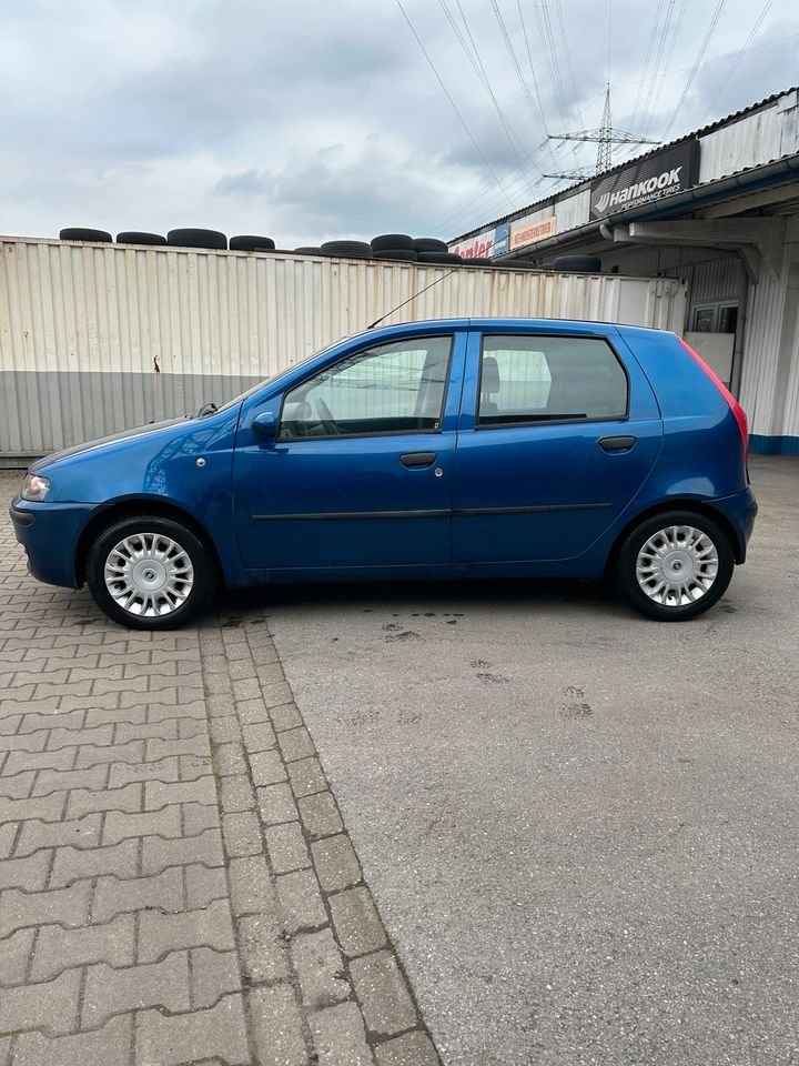 Fiat punto 1.2 in Duisburg