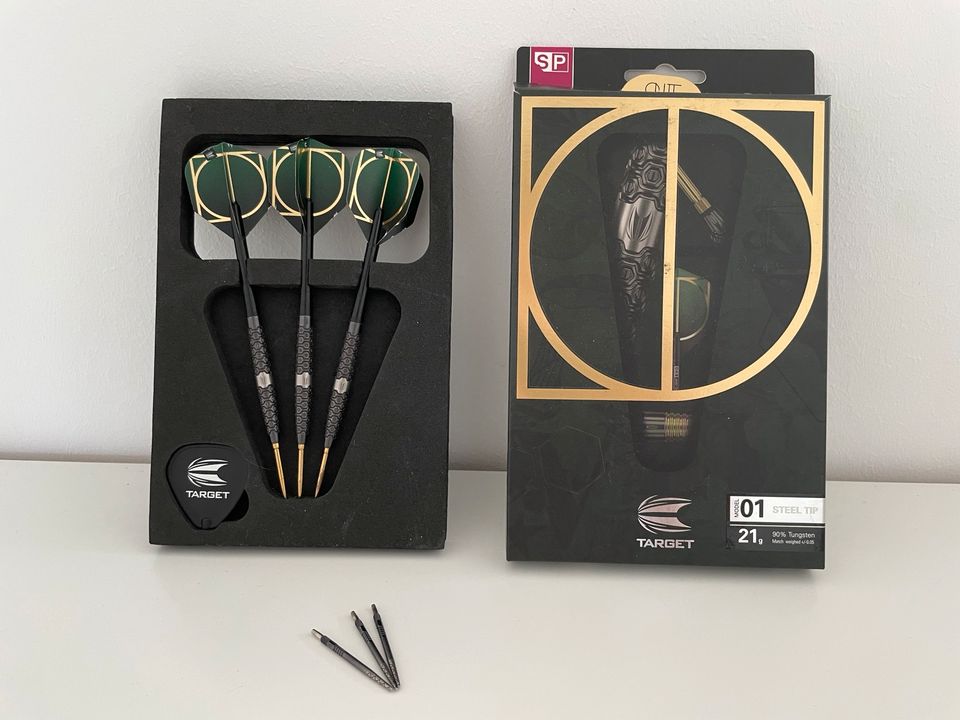 Target CULT Modell 01 in 21g, Steeldarts, inkl. Swiss DX Points in Leopoldshöhe