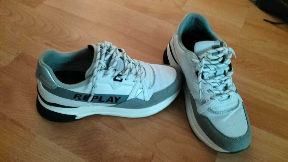 Replay Sneaker Gr.38 in Moers