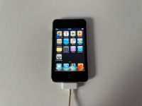 iPod Touch 3g IOS 4 8gb mit Ladekabel Hessen - Bad Homburg Vorschau