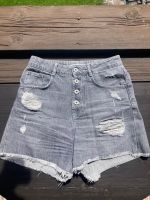 high waist Jeansshorts zerissen von Zara Gr. 38 grau Bayern - Farchant Vorschau