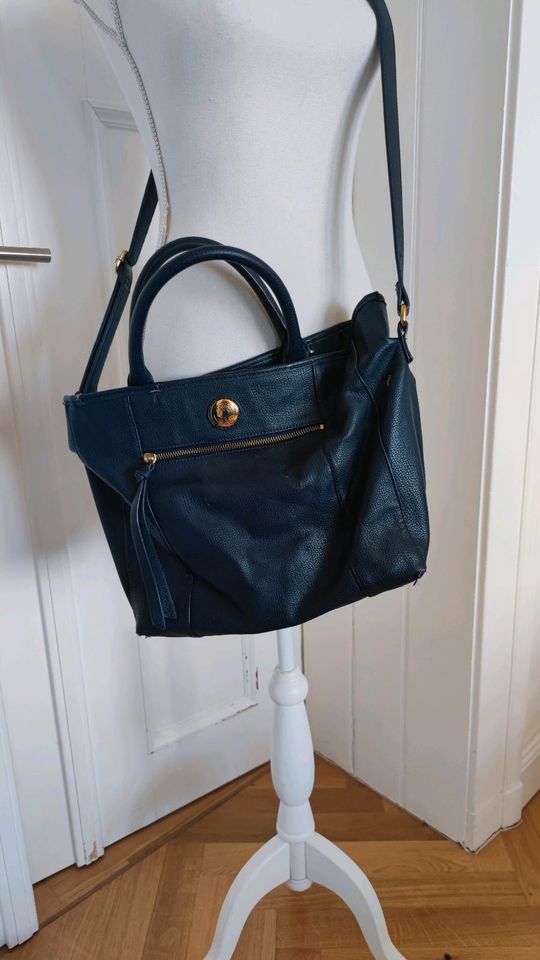 Tommy Hilfiger Handtasche Crossbody Bag Aktentasche blau USA in Leipzig