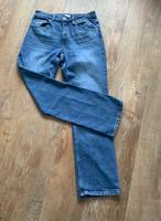 H&M Jeans blau M/38 Neu Baden-Württemberg - Schorndorf Vorschau