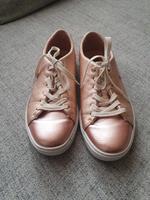 Sneaker Turnschuhe Damenschuhe 37 LACOSTE rosegold Nürnberg (Mittelfr) - Südstadt Vorschau