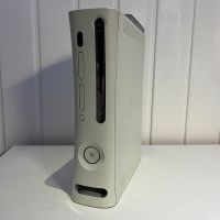 Microsoft Xbox 360 Konsole 60GB Weiß Nordrhein-Westfalen - Krefeld Vorschau