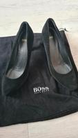 Schwarze Hugo Boss High Heels  Pumps Wildleder Optik 36 Niedersachsen - Stade Vorschau