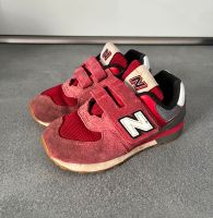 Schuhe, Sneaker von New Balance in 28, rot Nordrhein-Westfalen - Bad Driburg Vorschau