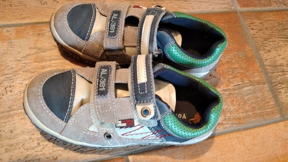 34, Jungen Halb Schuhe sneaker in Freising