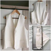 Hochzeitsweste Weste ivory von Digel mit Plastron & Einstecktuch Kr. Altötting - Tüßling Vorschau