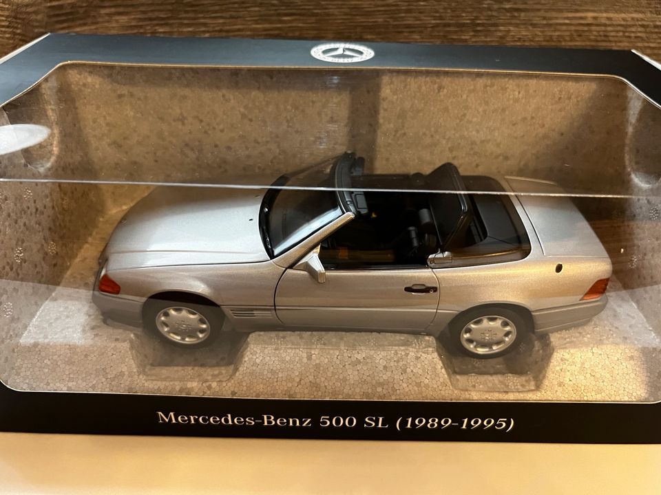 Mercedes SL 500 R129 Silber 1:18 in Ammern