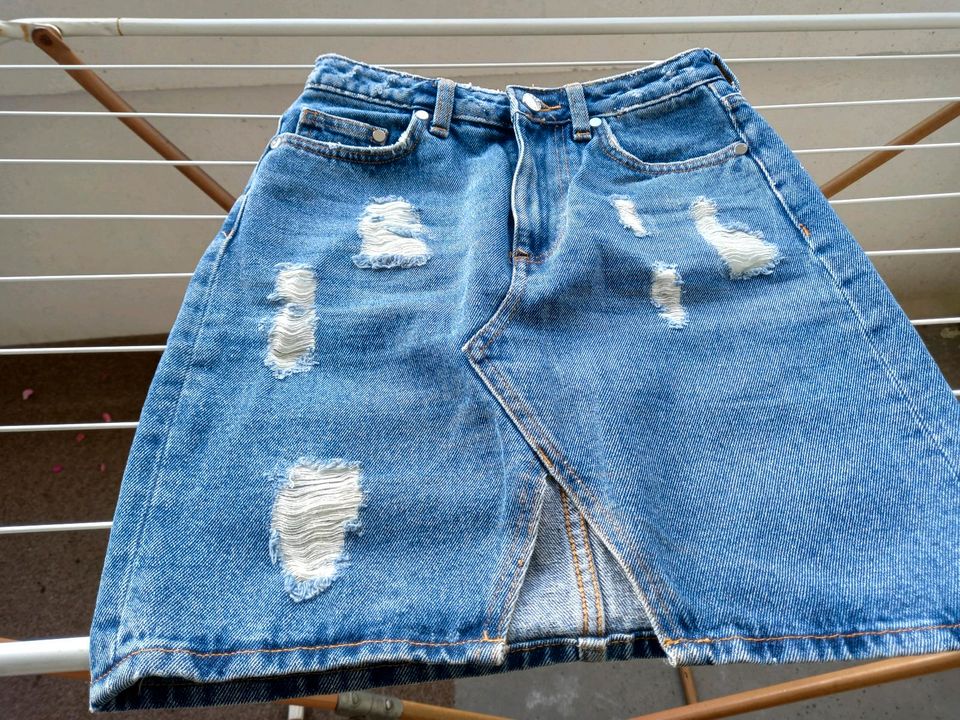 Jeansrock Größe 34 in Berlin - Treptow | eBay Kleinanzeigen ist jetzt  Kleinanzeigen