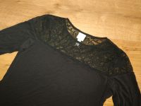 H&M Langarmshirt mit Spitze Gr 36 uni Schwarz elegant zu Jeans Brandenburg - Schönwalde-Glien Vorschau