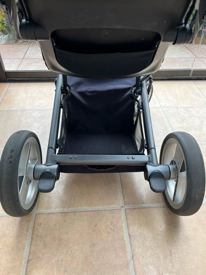 Mutsy iGo Kinderwagen Buggy in Rödental