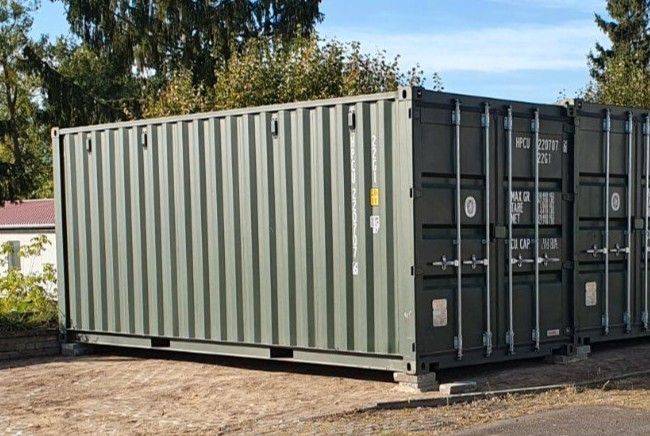 20 Fuss Lagercontainer **Neuwertig** 6 x 2,4 m Seecontainer Container Baucontainer Garage in Strausberg