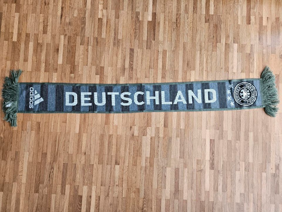 DFB Fußball Deutschland Fan Schal von Adidas Fanschal in Bad Friedrichshall