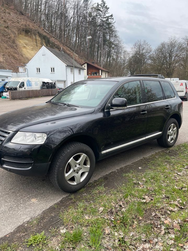 Vw Touareg . Motor 2,5 .mit TUV in Kumhausen