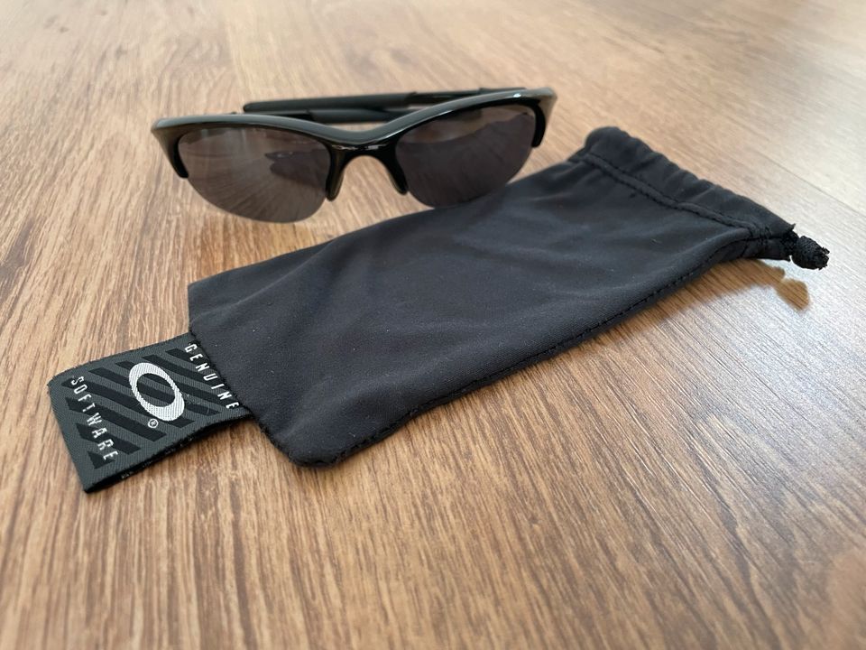 Oakley Sonnenbrille, Sonnenbrille *Reserviert* in Kreischa