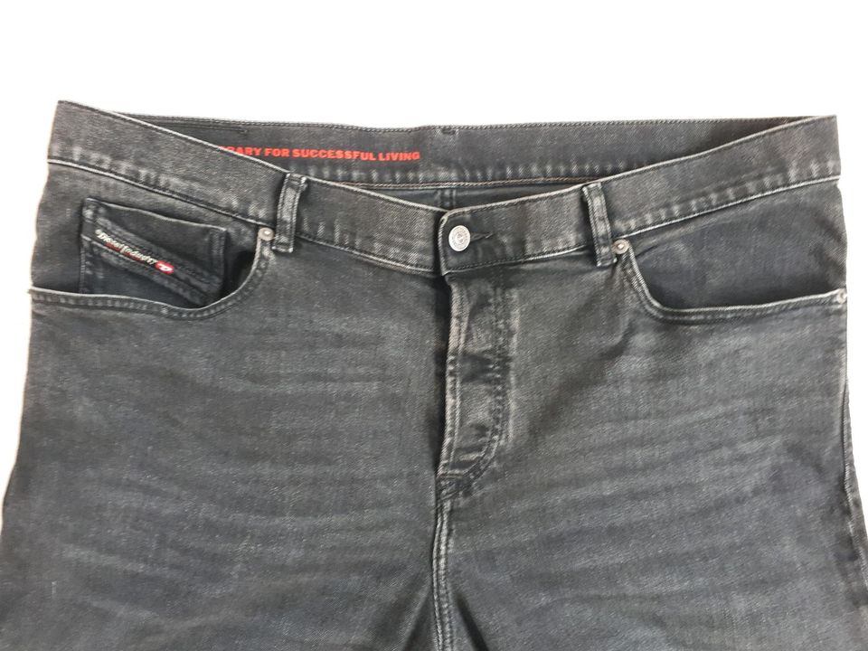 DIESEL Jeans 40/32 2005-D-Fining Tapered Regular in Grevesmuehlen